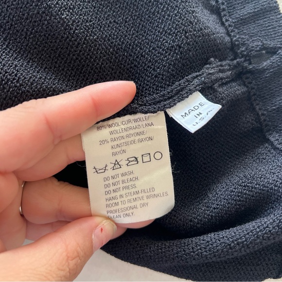 Vintage St. John Basics Sz 16 Santana Knit Black Long Sleeve Jacket & Skirt Set - Picture 13 of 13